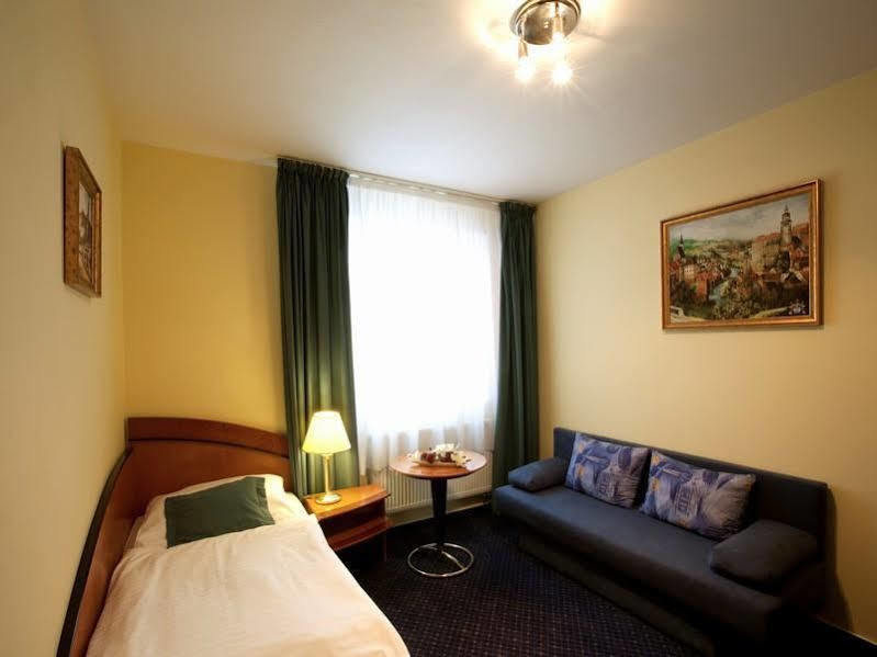 Hotel Savoy Ceske Budejovice Dış mekan fotoğraf